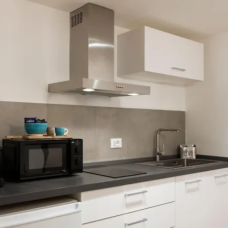 Eleven Luxury * Palermo